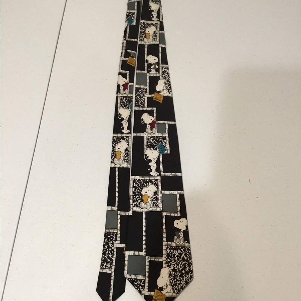 Vintage PEANUTS Teachers Pet SNOOPY Necktie school Made in USA, 100% Silk - Picture 3 of 9